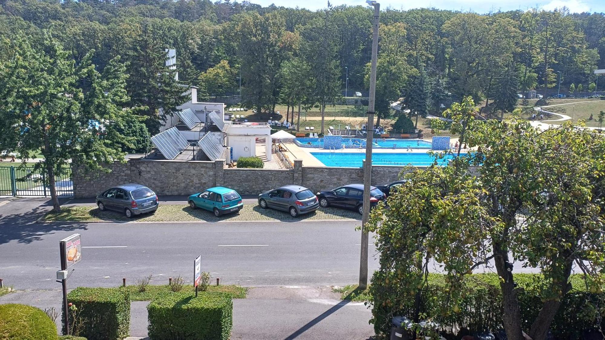 Open Vendeghaz Hotel Sopron Exterior photo